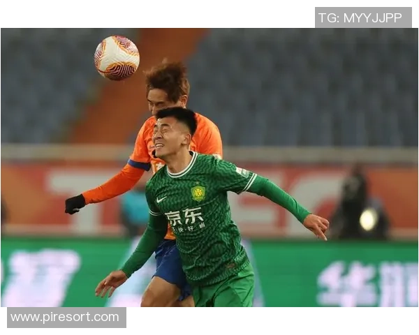 山东鲁能与北京国安激战正酣精彩赛事回顾与分析