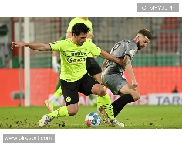 格拉夫与罗达的精彩对决揭示足球战术与团队协作的完美结合